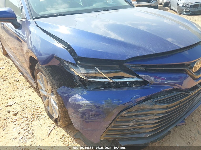 2018 TOYOTA CAMRY LE - 4T1B11HK4JU660582