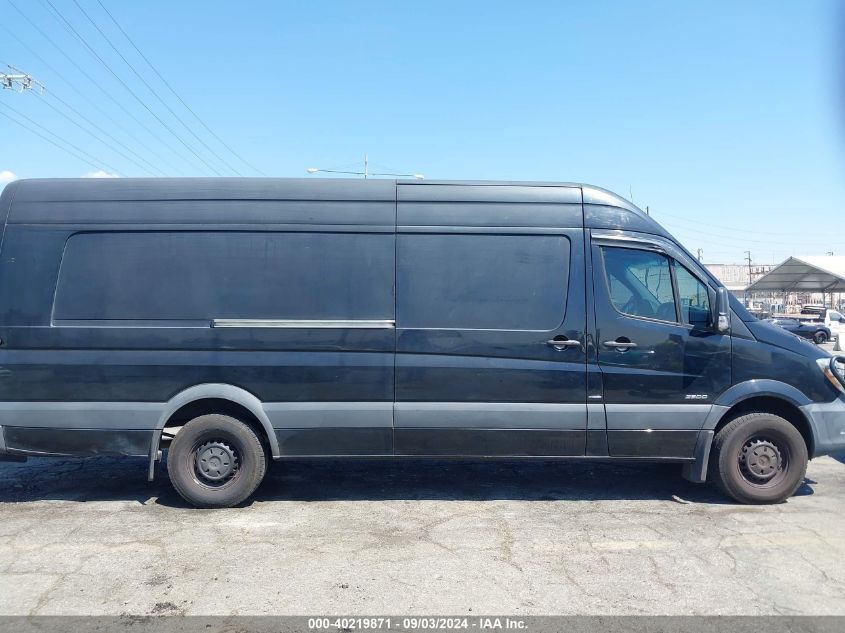 VIN WD3PE8DD7GP273640 2016 Mercedes-Benz Sprinter 2... no.13