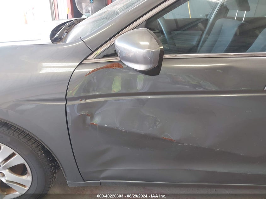 2011 Honda Accord 2.4 Lx-P VIN: 1HGCP2F45BA068422 Lot: 40220303