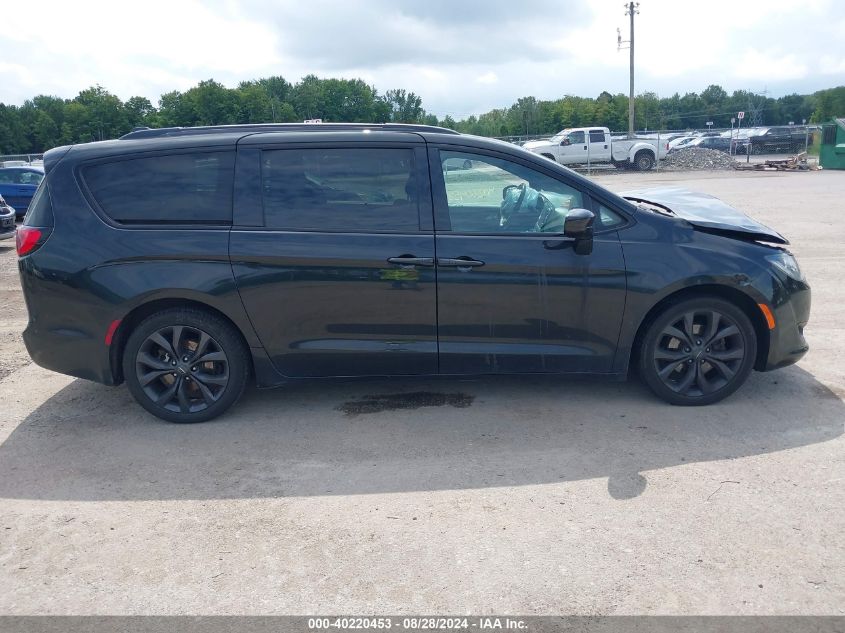 VIN 2C4RC1EG2JR174315 2018 CHRYSLER PACIFICA TOURING L PLUS