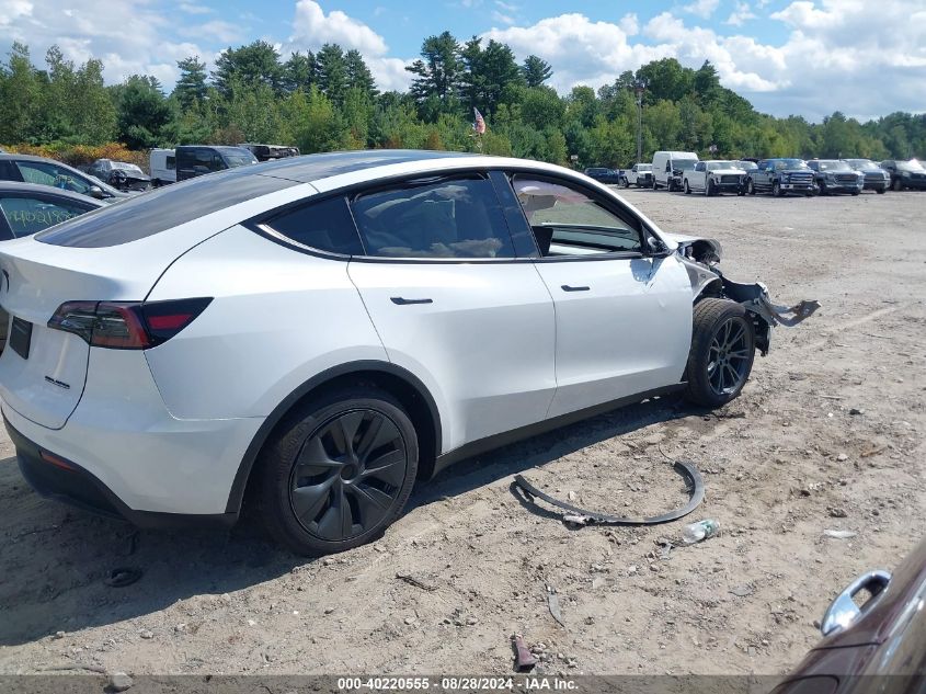 2024 TESLA MODEL Y LONG RANGE DUAL MOTOR ALL-WHEEL DRIVE - 7SAYGDEE0RF154073