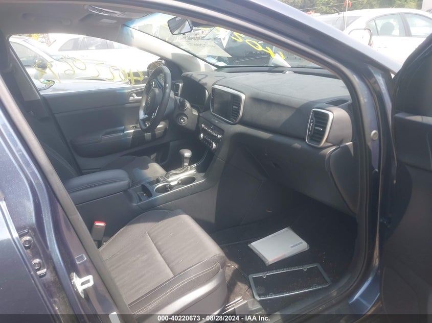 VIN KNDPMCAC1L7630330 2020 KIA SPORTAGE LX