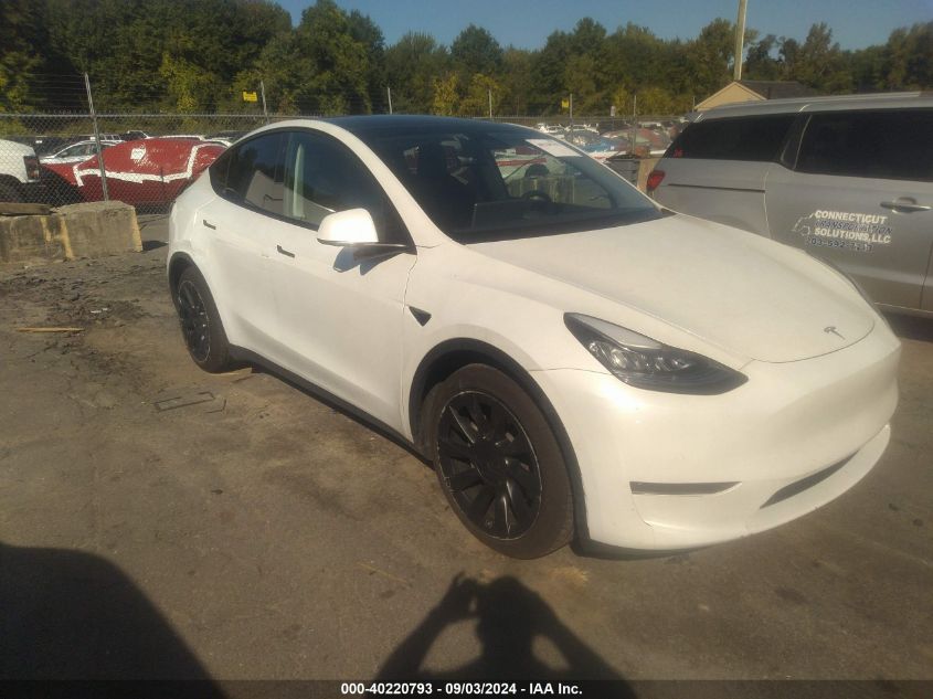 2021 TESLA MODEL Y LONG RANGE DUAL MOTOR ALL-WHEEL DRIVE - 5YJYGDEE3MF074451