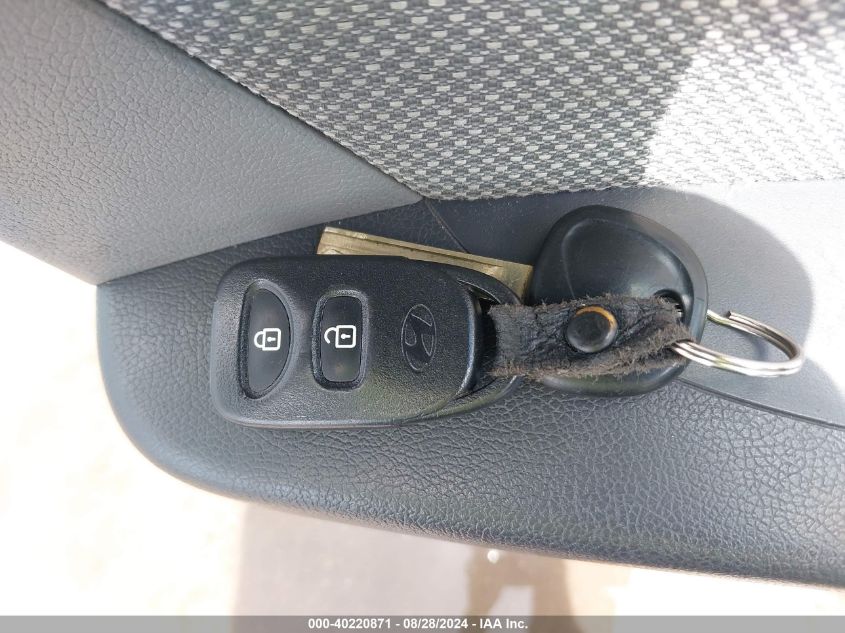 2013 Hyundai Accent Gs VIN: KMHCT5AE9DU139534 Lot: 40220871