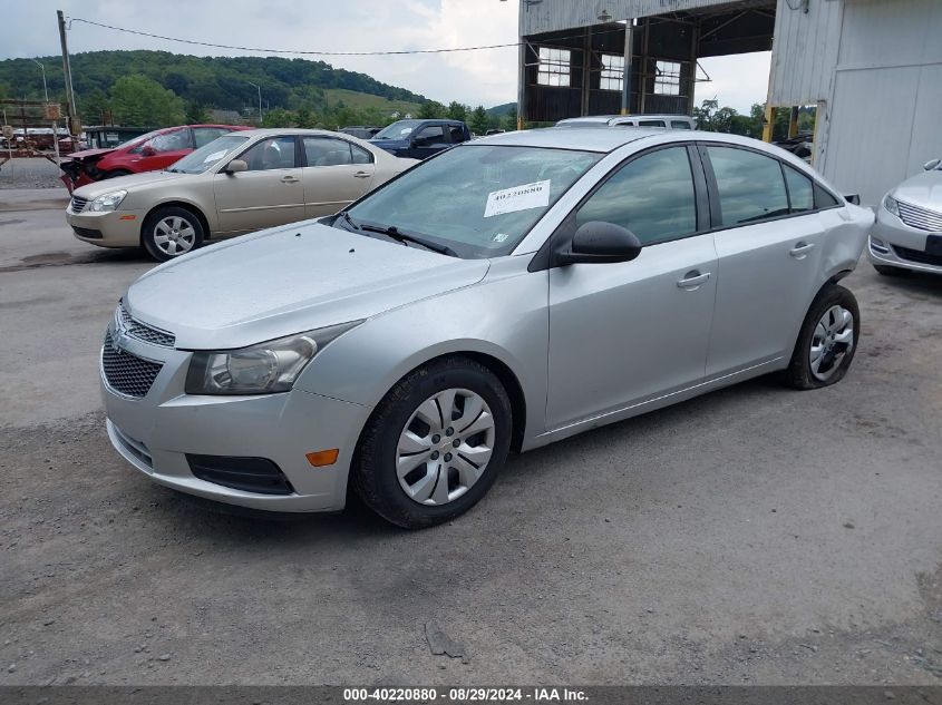 VIN 1G1PA5SGXD7303442 2013 CHEVROLET CRUZE no.2