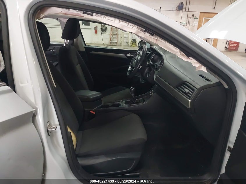 VIN 3VWN57BU5KM023884 2019 VOLKSWAGEN JETTA 1.4T S