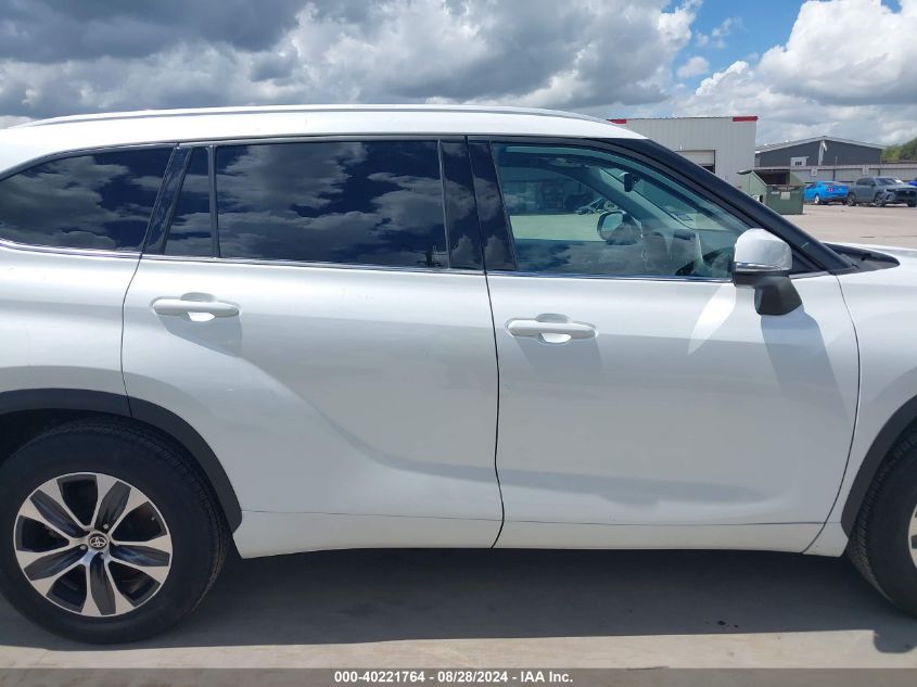 2022 Toyota Highlander Xle VIN: 5TDGZRAH7NS542715 Lot: 40221764