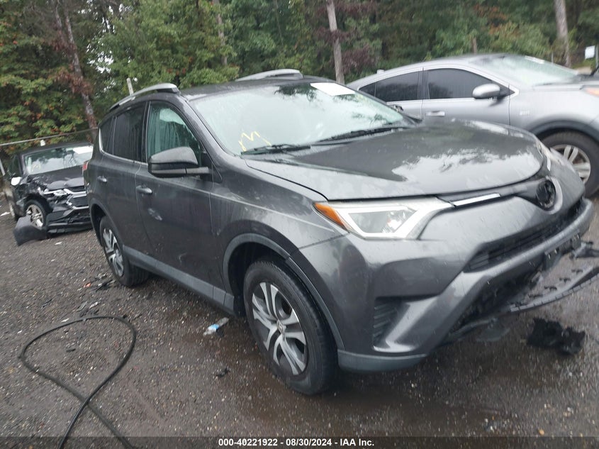 VIN 2T3BFREV1HW587980 2017 TOYOTA RAV4 LE