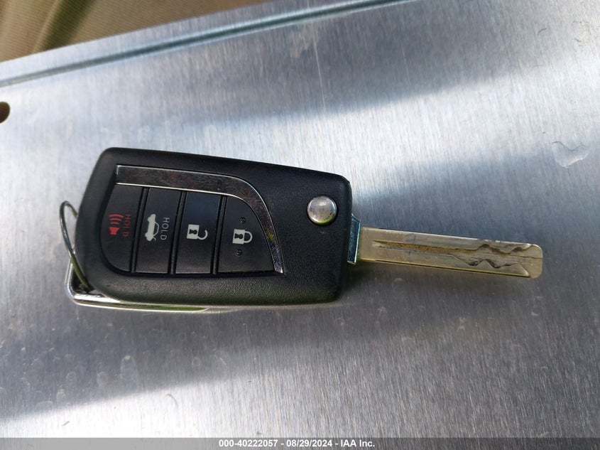 2018 TOYOTA CAMRY LE - 4T1B11HK9JU076419