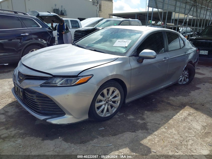 2018 TOYOTA CAMRY LE - 4T1B11HK9JU076419