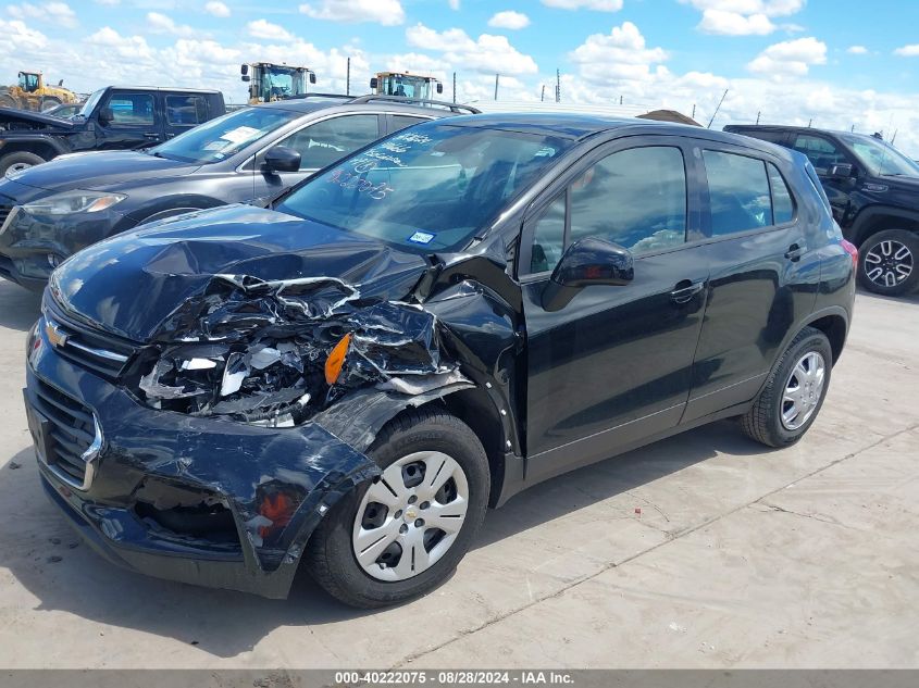 3GNCJKSB1JL189385 2018 CHEVROLET TRAX - Image 2