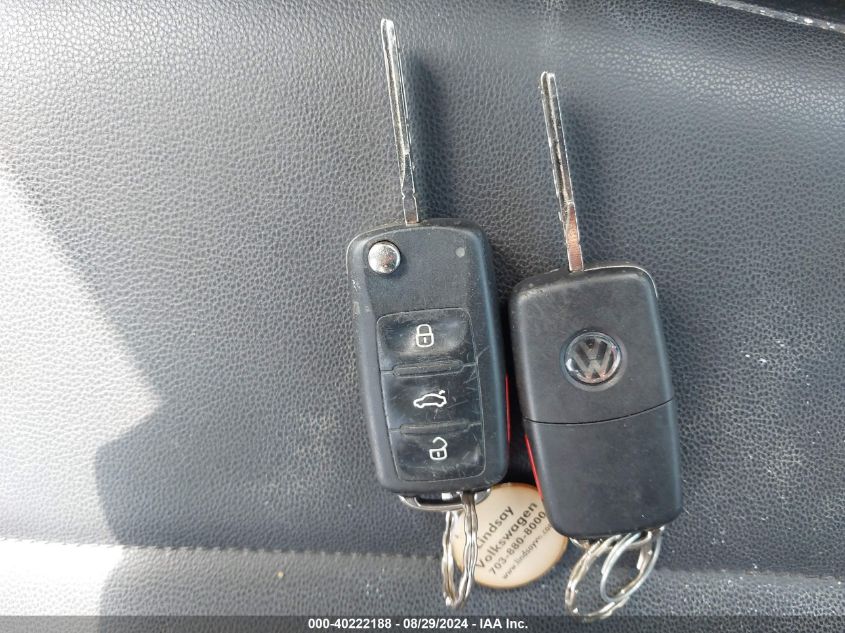 3VW517AT3FM815591 2015 Volkswagen Beetle 1.8T