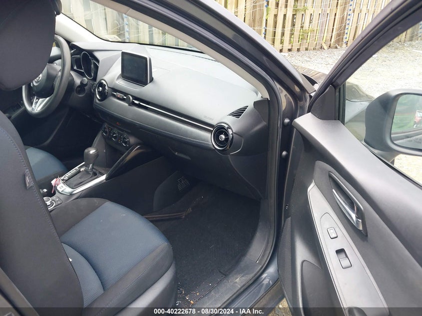 VIN 3MYDLBYV1JY317718 2018 TOYOTA YARIS IA