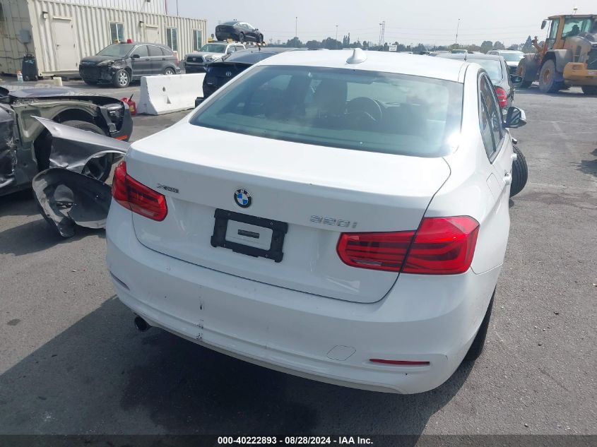 2018 BMW 320I xDrive VIN: WBA8E5G58JNU45784 Lot: 40222893