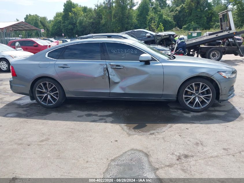 2018 Volvo S90 T5 Momentum VIN: LVY982MK3JP018792 Lot: 40223028