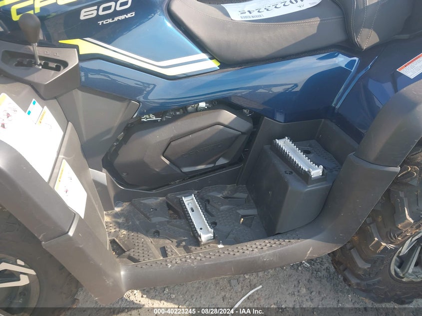 VIN: LCELDUZMLP6006105 2023 CF MOTO CFORCE 600 TOURING