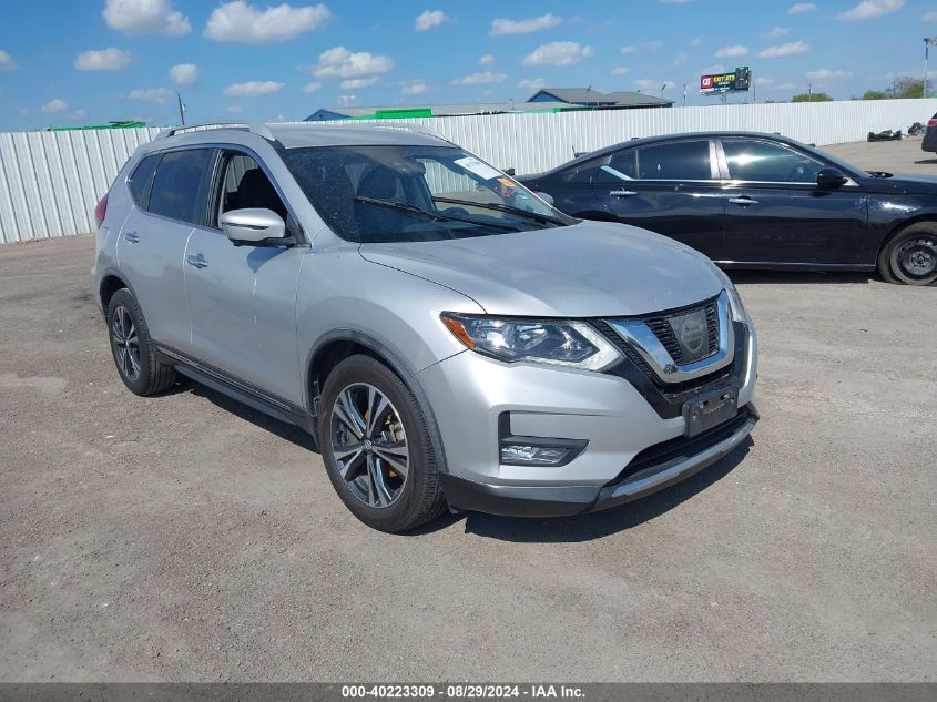 JN8AT2MT4HW403374 2017 NISSAN ROGUE - Image 1