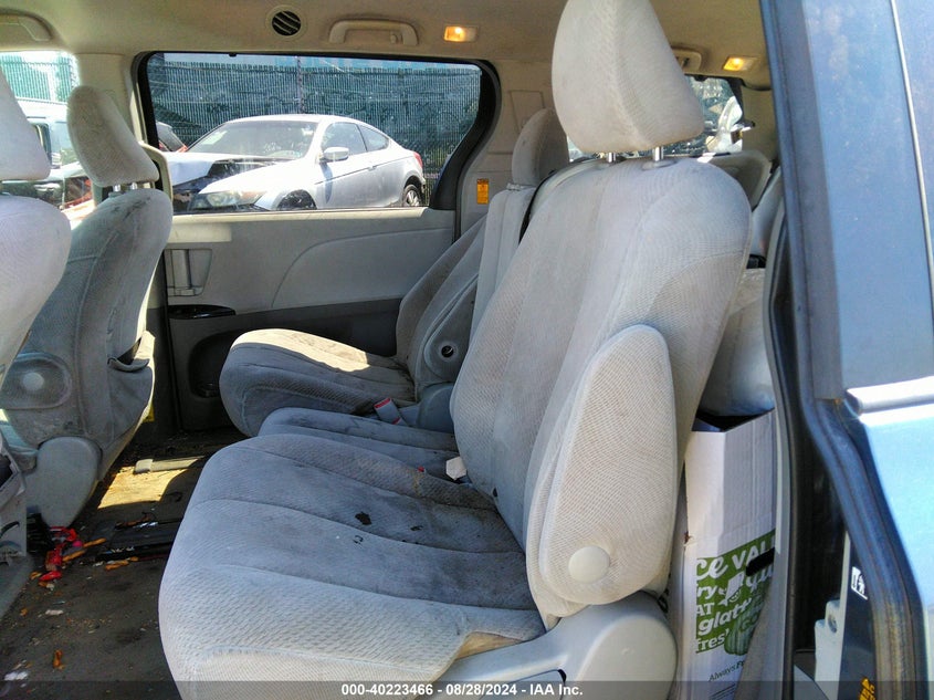 2014 TOYOTA SIENNA LE V6 8 PASSENGER - 5TDKK3DC0ES419219