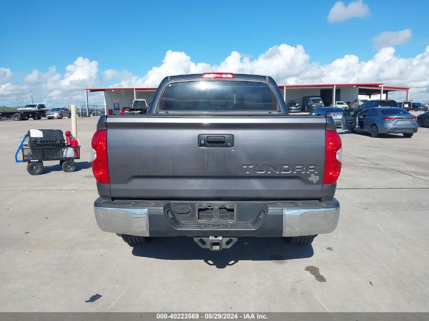 2017 Toyota Tundra Limited 5.7L V8 VIN: 5TFFW5F13HX215400 Lot: 40223569