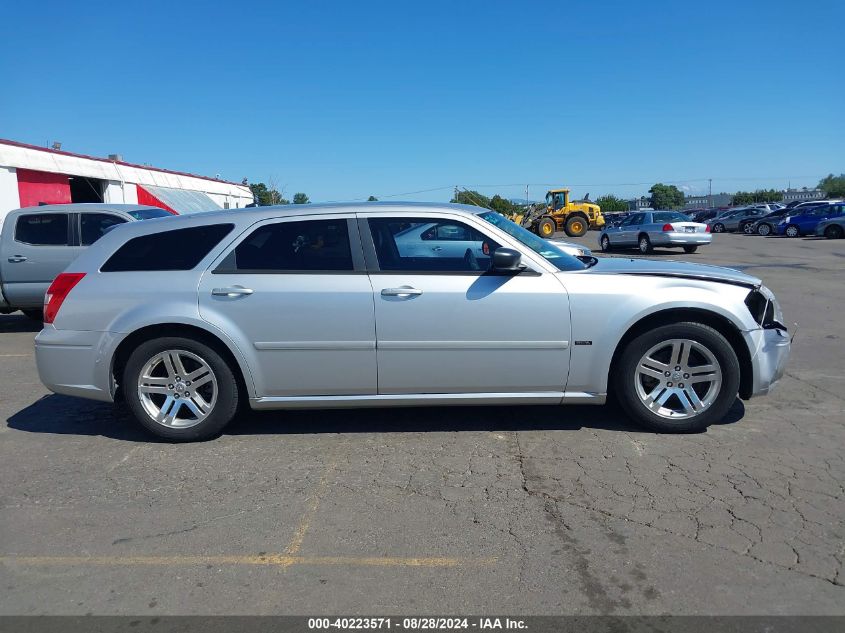 2005 Dodge Magnum Se VIN: 2D4FV48V15H599242 Lot: 40223571