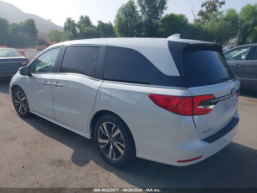 VIN 5FNRL6H84NB023687 2022 HONDA ODYSSEY TOURING
