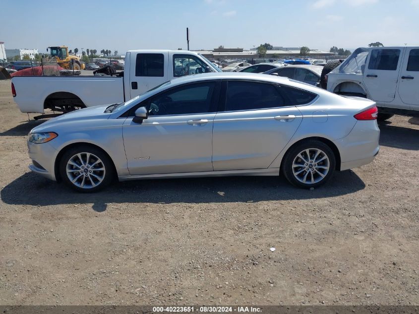 2017 Ford Fusion Hybrid Se VIN: 3FA6P0LUXHR258094 Lot: 40223651