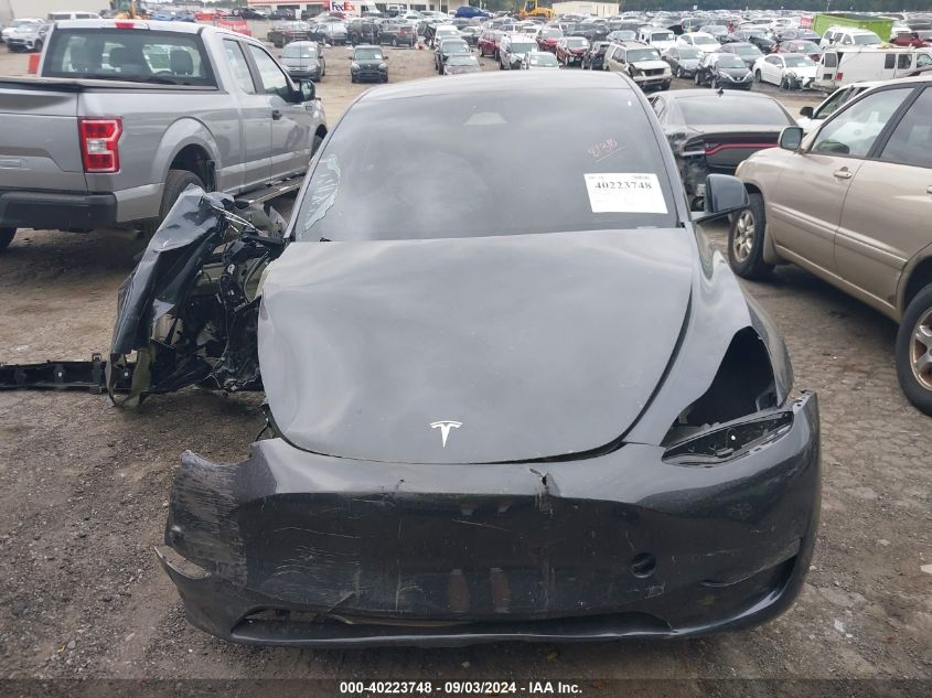 2024 Tesla Model Y Long Range Dual Motor All-Wheel Drive VIN: 7SAYGDEE8RA288603 Lot: 40223748