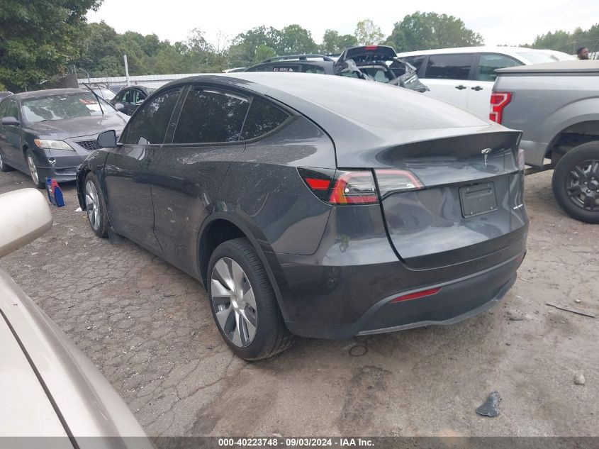 2024 Tesla Model Y Long Range Dual Motor All-Wheel Drive VIN: 7SAYGDEE8RA288603 Lot: 40223748