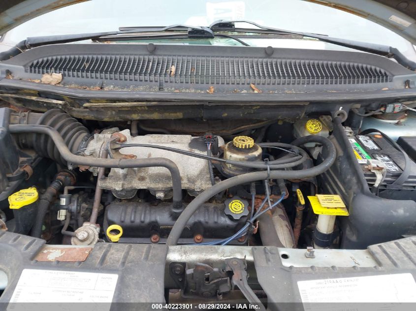 2001 Chrysler Town & Country Limited VIN: 2C8GP64L01R210878 Lot: 40223901