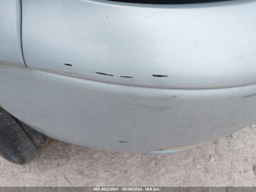 2001 Chrysler Town & Country Limited VIN: 2C8GP64L01R210878 Lot: 40223901