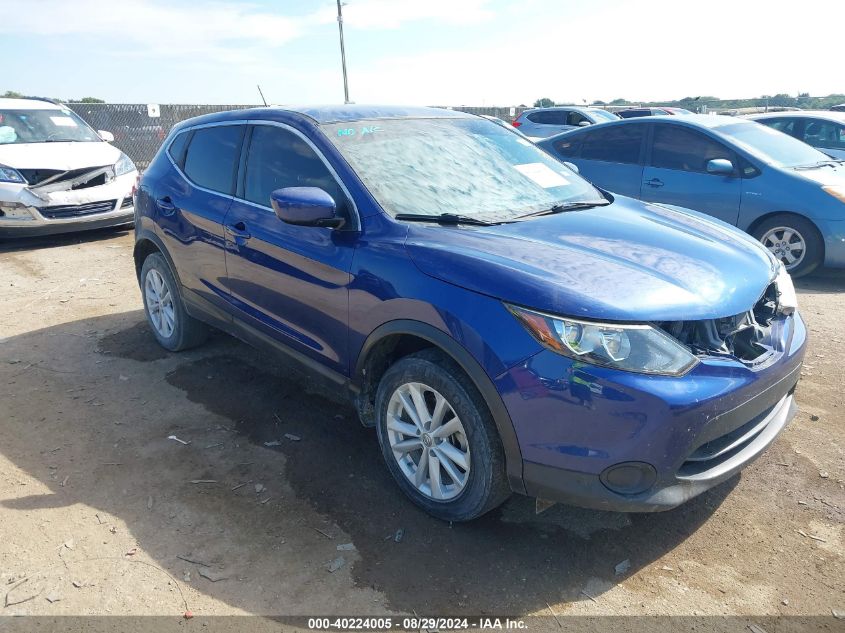 JN1BJ1CP3JW185134 2018 NISSAN ROGUE - Image 1