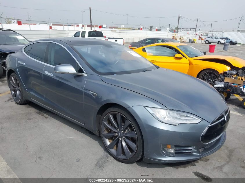 VIN 5YJSA1CP6DFP21905 2013 Tesla Model S, Performance no.1