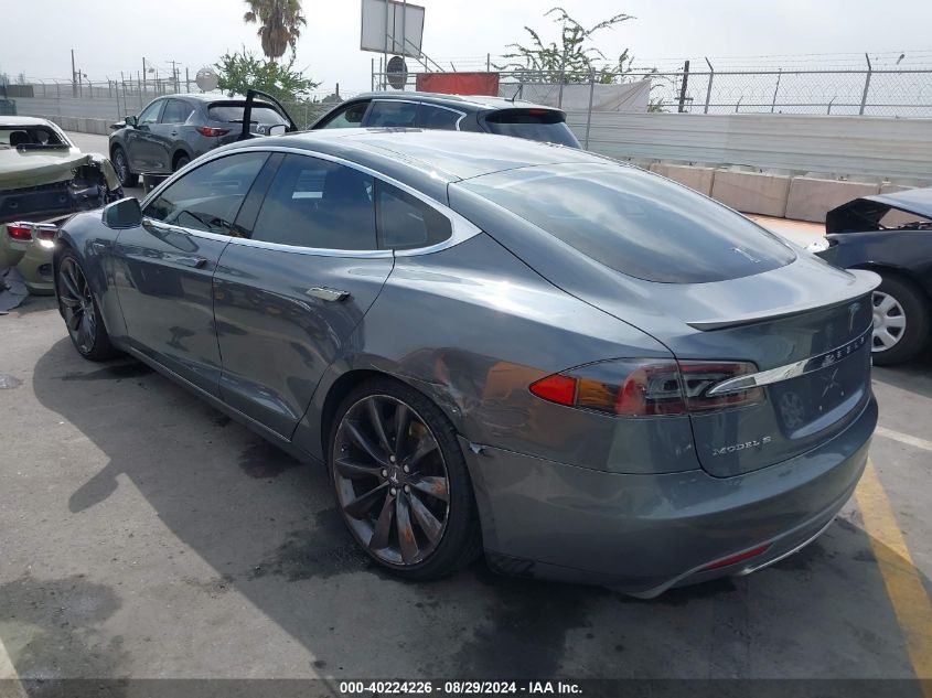 VIN 5YJSA1CP6DFP21905 2013 Tesla Model S, Performance no.3