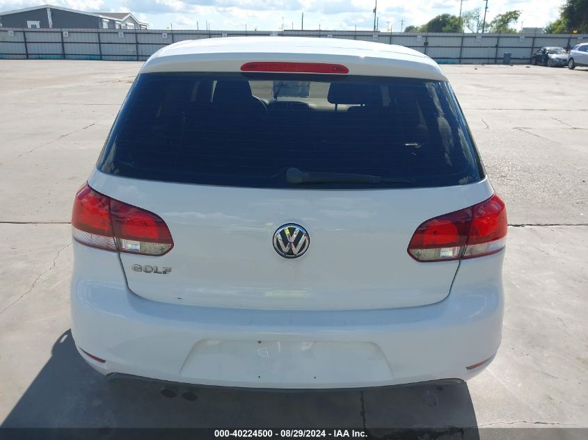 2013 Volkswagen Golf 2.5L 2-Door VIN: WVWBB7AJ3DW133342 Lot: 40224500