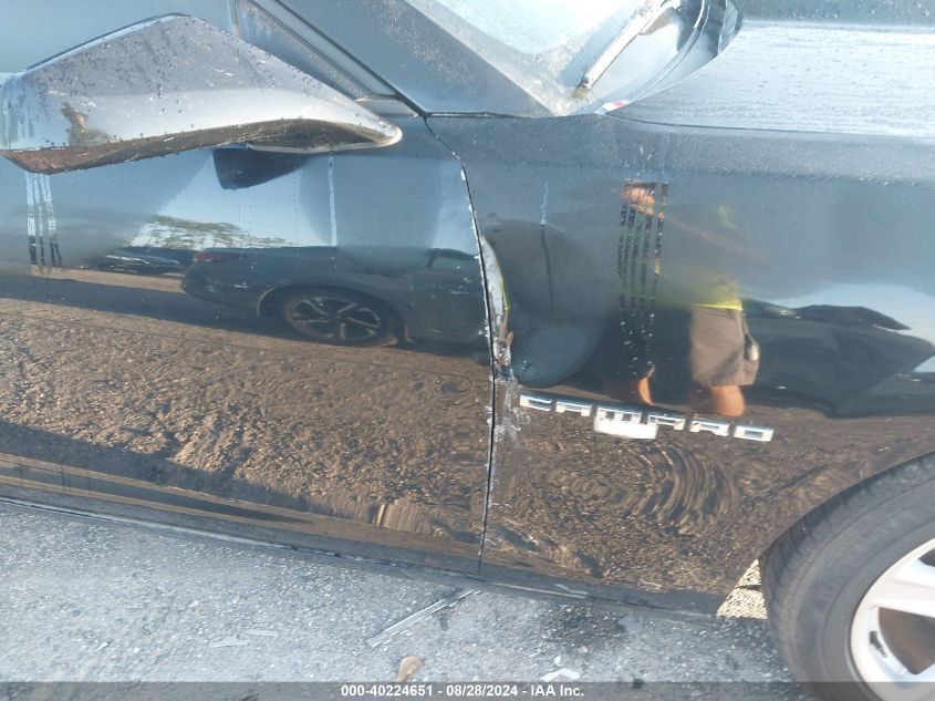 2011 Chevrolet Camaro Lt VIN: 2G1FB1ED1B9175560 Lot: 40224651