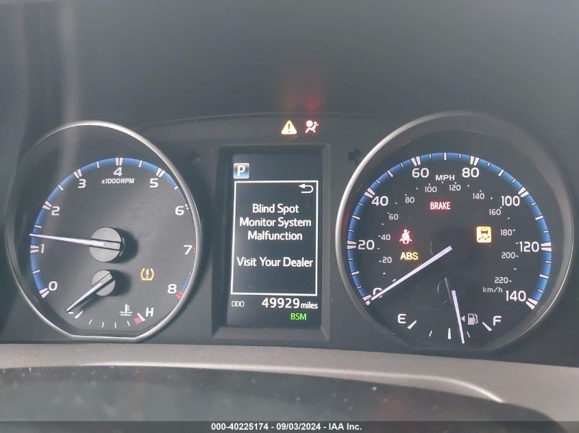 2018 TOYOTA RAV4 ADVENTURE/XLE - 2T3WFREV0JW460385