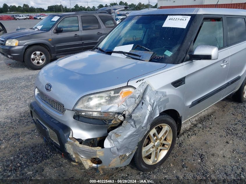 2011 Kia Soul + VIN: KNDJT2A28B7312634 Lot: 40225463