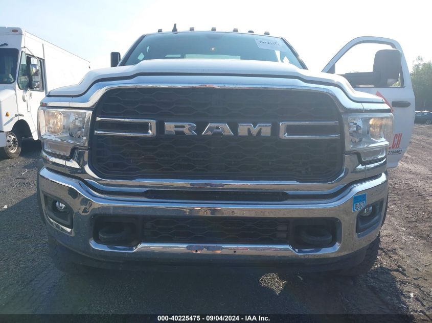 2019 Ram 5500 Chassis Tradesman/Slt VIN: 3C7WRNBL3KG577692 Lot: 40225475