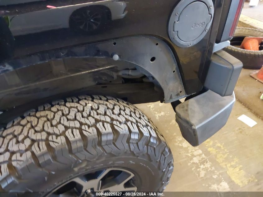 2015 Jeep Wrangler Unlimited Sport VIN: 1C4BJWDG1FL612540 Lot: 40225527