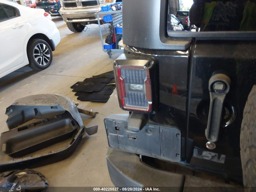 2015 Jeep Wrangler Unlimited Sport VIN: 1C4BJWDG1FL612540 Lot: 40225527