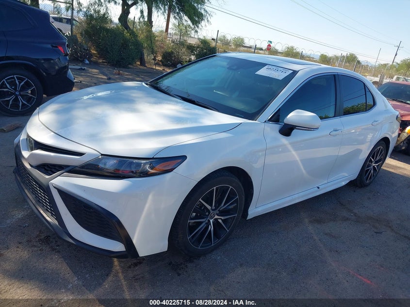 VIN 4T1T11AK7NU076567 2022 TOYOTA CAMRY SE