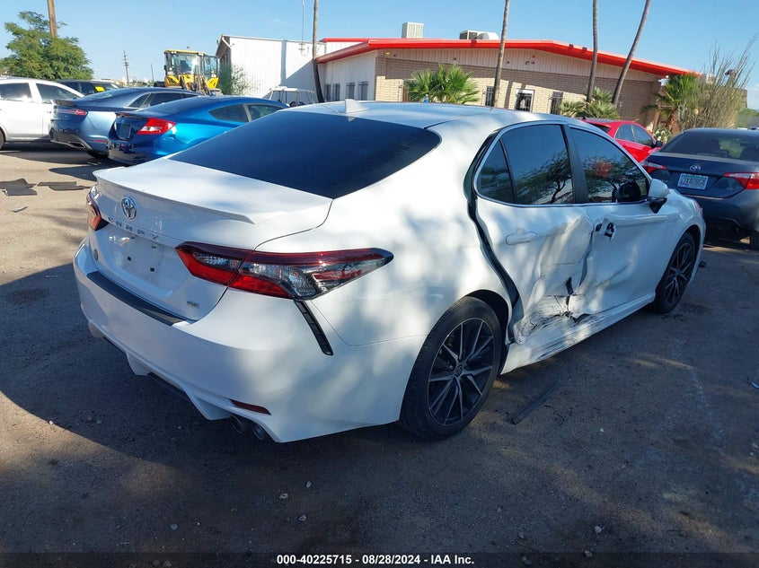 VIN 4T1T11AK7NU076567 2022 TOYOTA CAMRY SE