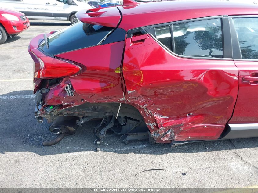 VIN NMTKHMBX4JR011132 2018 TOYOTA C-HR XLE PREMIUM