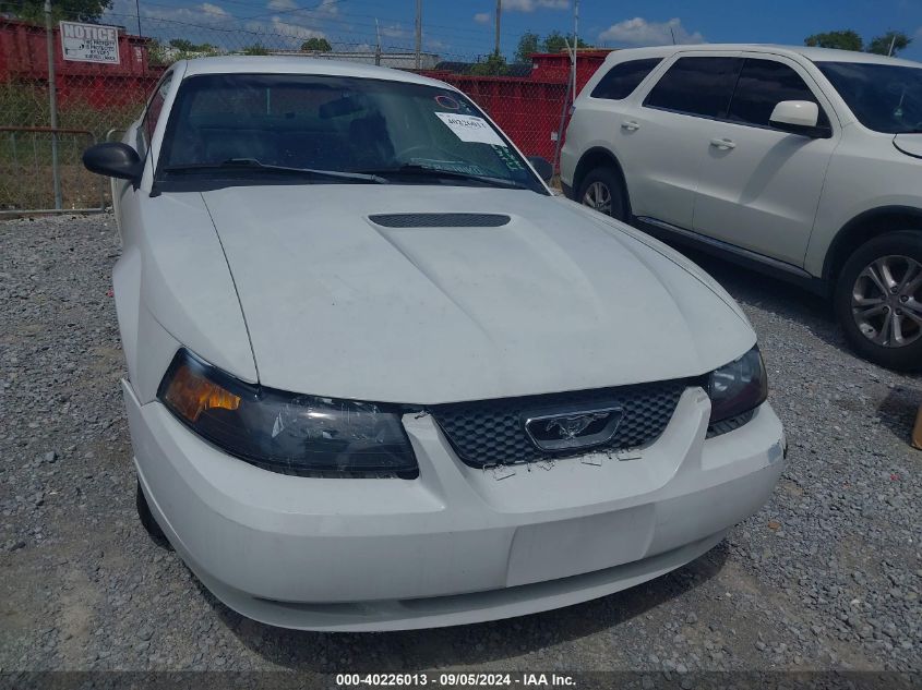 2000 Ford Mustang VIN: 1FAFP4040YF195452 Lot: 40226013