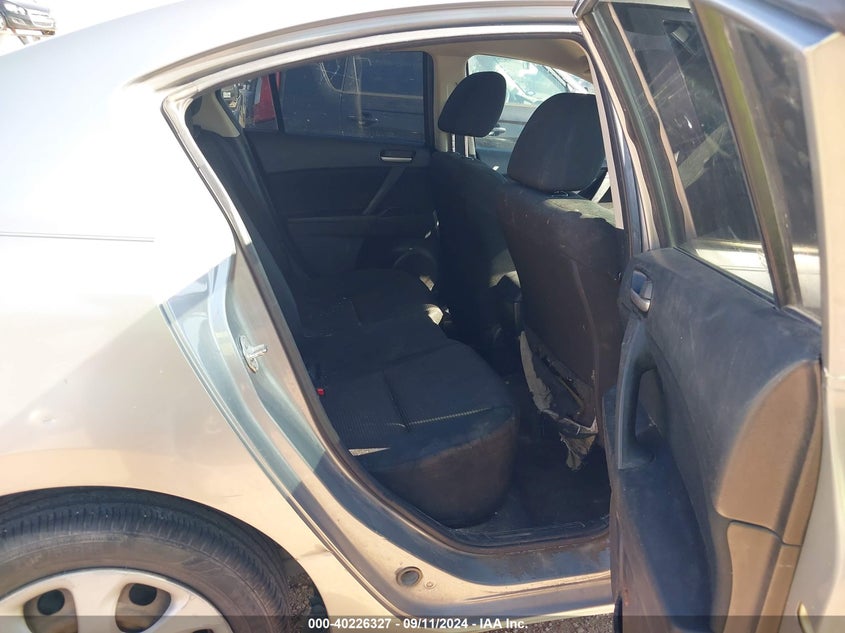 2013 MAZDA MAZDA3 I SPORT - JM1BL1UPXD1755735