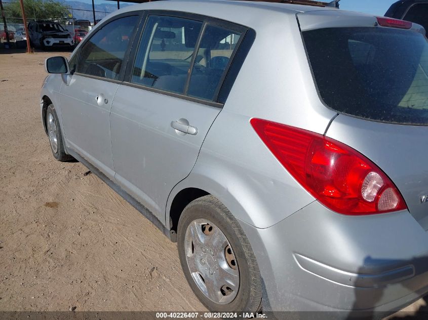 2007 Nissan Versa 1.8S VIN: 3N1BC13E57L401413 Lot: 40226407