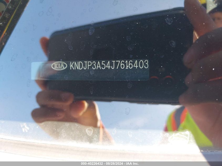 2018 KIA SOUL + - KNDJP3A54J7616403