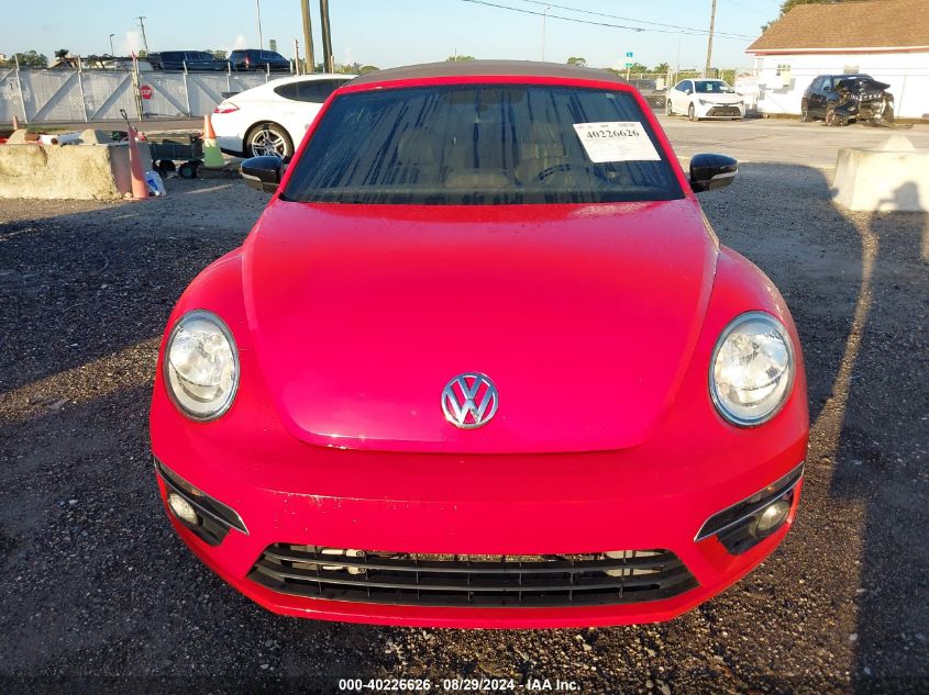 2013 Volkswagen Beetle 2.0T VIN: 3VW7T7AT4DM827040 Lot: 40226626