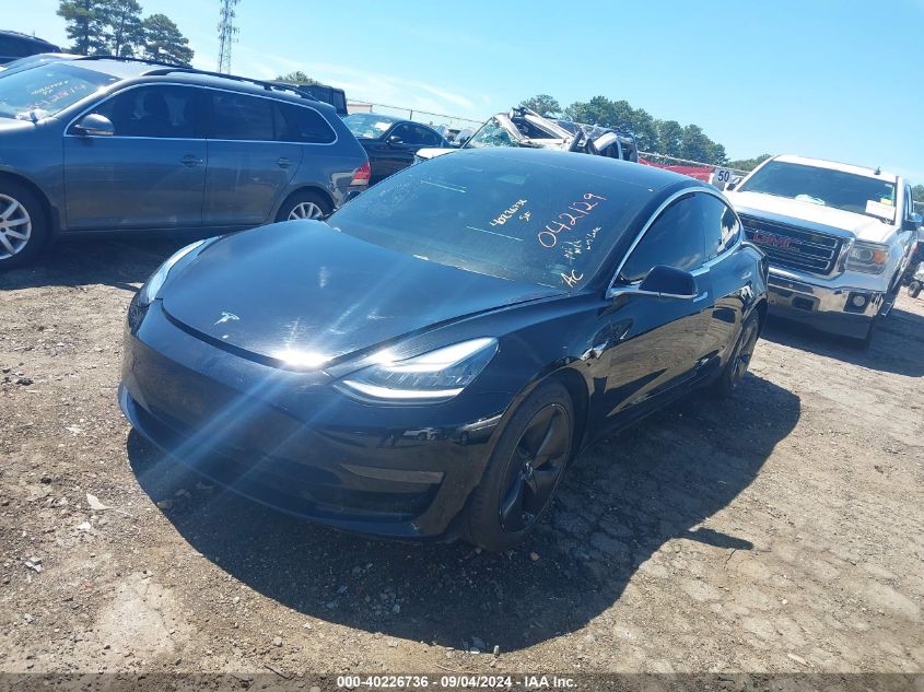 5YJ3E1EA4JF042129 2018 TESLA MODEL 3 - Image 2