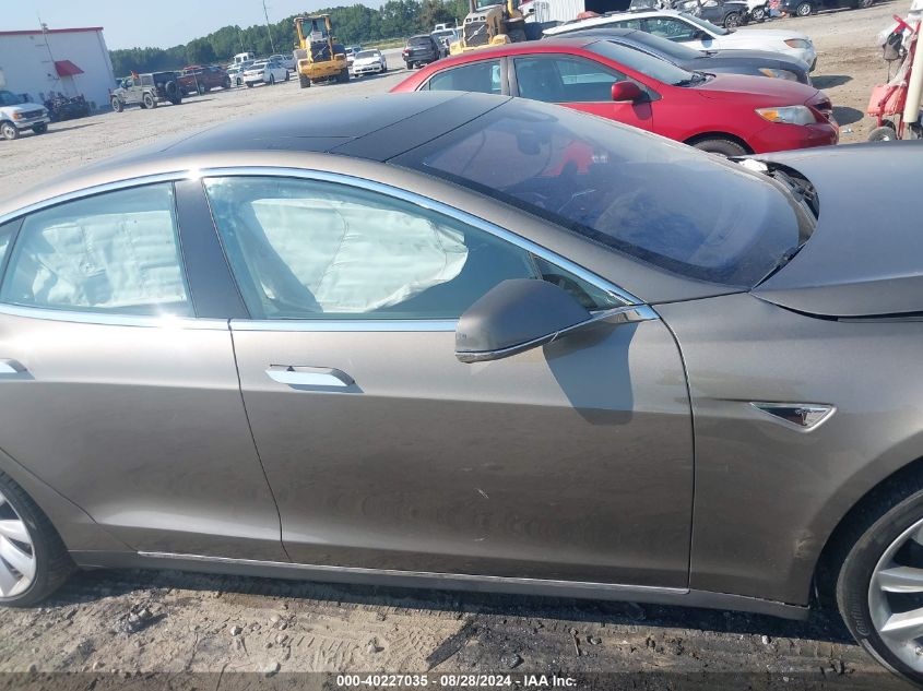 2016 Tesla Model S 60/70/75/85 VIN: 5YJSA1E1XGF126620 Lot: 40227035